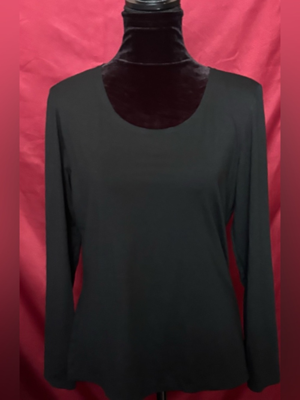 32 Degrees Black Long-Sleeve Scoop Neck Top